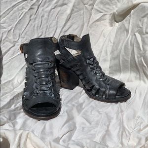 Freebird Bongo Sandals